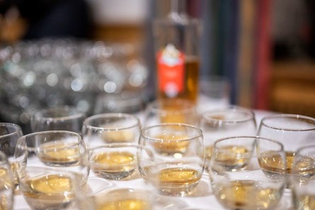 Whiskyproduktionsfirma mit Webshop und Fasslager – Bild 2